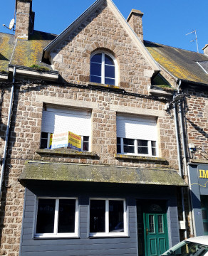 sourdeval - proche commercesproposé par l Immobilière du Mortainais