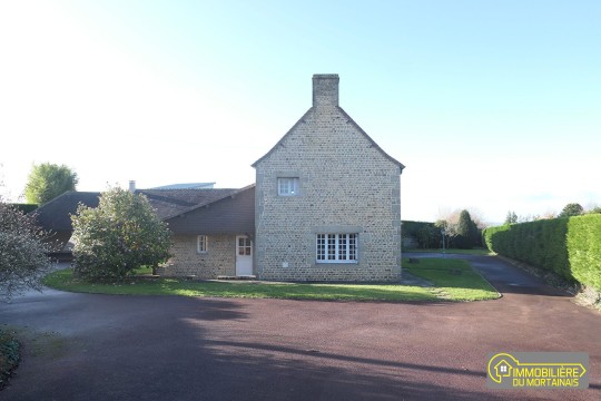 proche st hilaire du harcouet