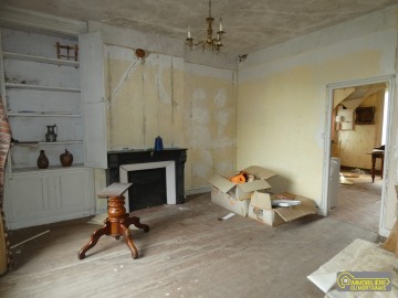 propriete de caractere a renover - barentonproposé par l Immobilière du Mortainais