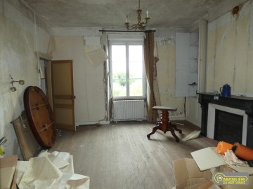 propriete de caractere a renover - barentonproposé par l Immobilière du Mortainais