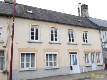 MAISON MEUBLEE - Saint-Georges-de-Rouelley