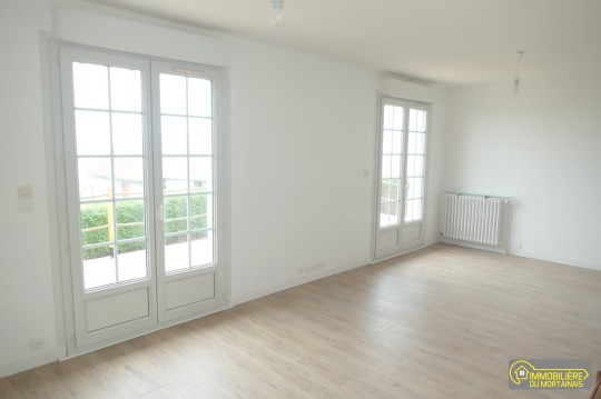 proche commerces - mortain-bocage