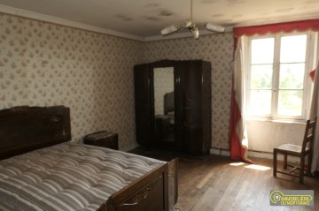 ancien corps de fermeproposé par l Immobilière du Mortainais