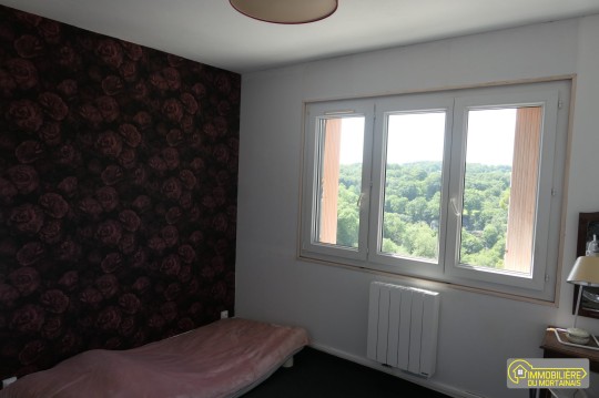 proche commerces - mortain-bocage