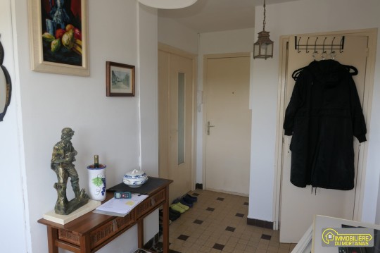 proche commerces - mortain-bocage