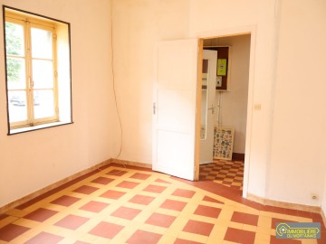 sourdeval - proche commercesproposé par l Immobilière du Mortainais
