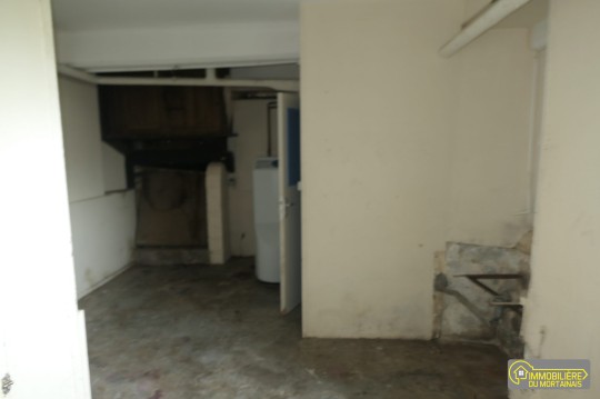 barenton - maison de bourg a renover