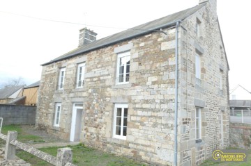 BARENTON - MAISON DE BOURG A RENOVER - Barenton