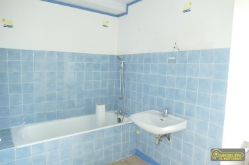 barenton - maison de bourg a renoverproposé par l Immobilière du Mortainais