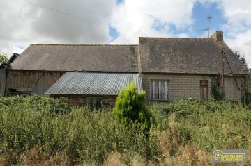 2 maisons a renover a la campagneproposé par l Immobilière du Mortainais