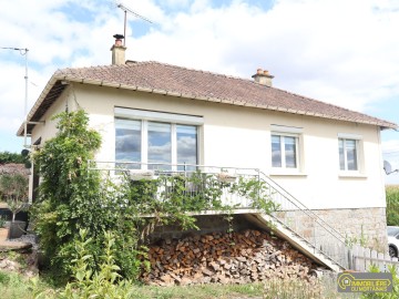 PAVILLON AVEC BELLE VUE DEGAGEE - GRANDPARIGNY - Grandparigny