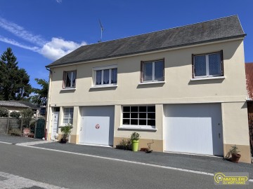 MAISON DE BOURG - REGION MORTAIN-BOCAGE - Le Neufbourg