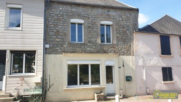 MAISON DE BOURG - REGION MORTAIN-BOCAGE - Mortain-Bocage
