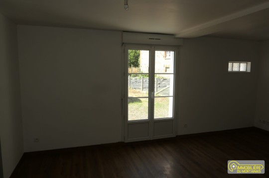 maison avec garage et terrain