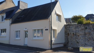 PROCHE COMMERCES - MORTAIN-BOCAGE - Mortain-Bocage