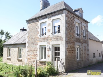 MAISON DE BOURG - REGION MORTAIN BOCAGE - Mortain-Bocage
