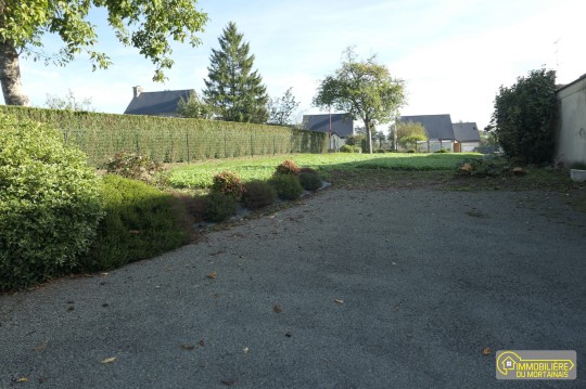 maison de bourg mitoyenne d'un coté - mortain-bocage