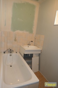 maison de bourg mitoyenne d'un coté - mortain-bocageproposé par l Immobilière du Mortainais
