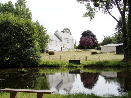 region mortain bocage - propriété avec étangs