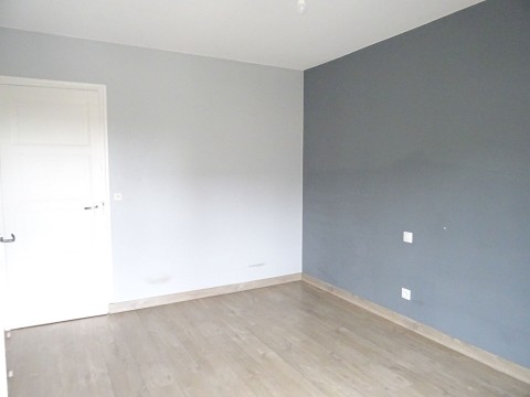 mortain, maison avec garage