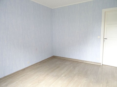 mortain, maison avec garage